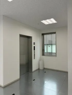 新宿東栄ビルの外観