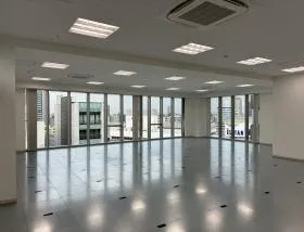 新宿東栄ビルの外観