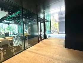 レストラン