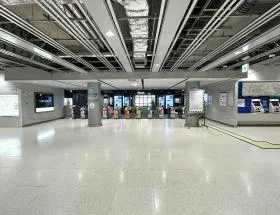 東京メトロ日比谷線「虎ノ門ヒルズ駅」