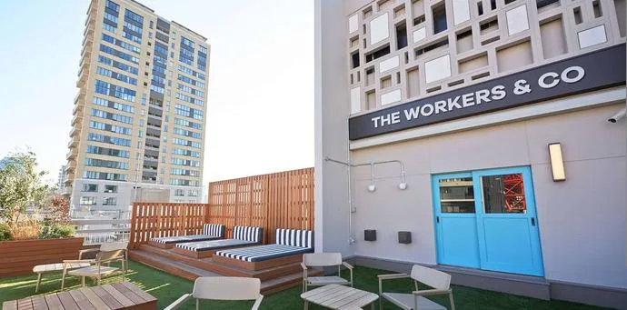 THE WORKERS&COの外観写真