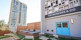 THE WORKERS&COの外観