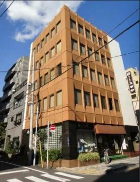 スギタビルの外観