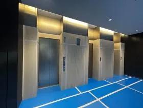 明治薬科大学 剛堂会館の外観