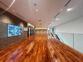 明治薬科大学 剛堂会館の外観