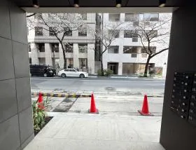 +SHIFT 日本橋桜通りの外観