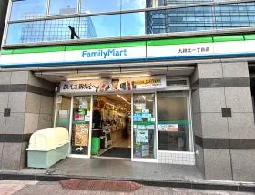 ファミリーマート