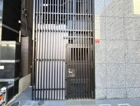 ゼンザビルの外観