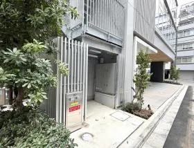 T-PLUS八丁堀の外観