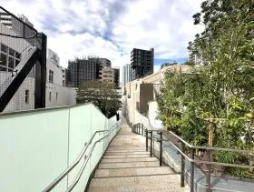 麻布台ヒルズ レジデンスBの外観