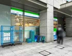 ファミリーマート