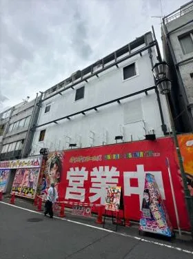 白鳳新宿第8ビルの外観