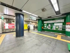 神保町駅