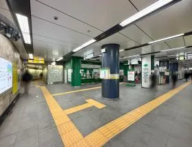 神保町駅