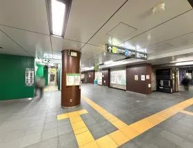 神保町駅（都営新宿線・都営三田線・東京メトロ半蔵門線）