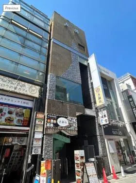 丸徳ビルの外観