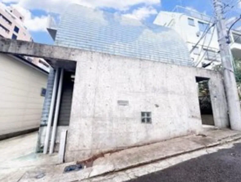 南青山4丁目戸建の外観写真