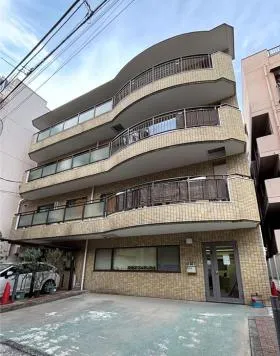 本郷エビヌマビルの外観
